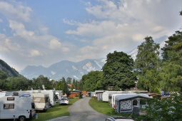 Camp Au
